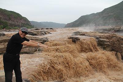 IMG_8708.JPG - Aug 23-30, 2013 廣州海因特公司(海大集團)邀請參訪旅遊-陜西，西安 (壺口瀑布)-21