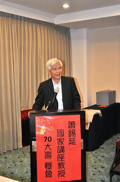 114.jpg - Jan 09, 2016 老師榮退暨70大壽生日 (台中)-94