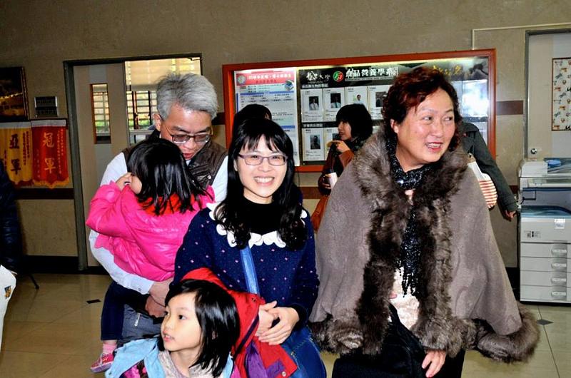 13.jpg - Jan 09, 2016 老師榮退暨70大壽生日 (台中)-13