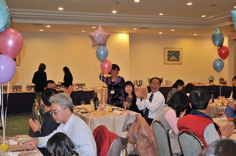 144.jpg - Jan 09, 2016 老師榮退暨70大壽生日 (台中)-118