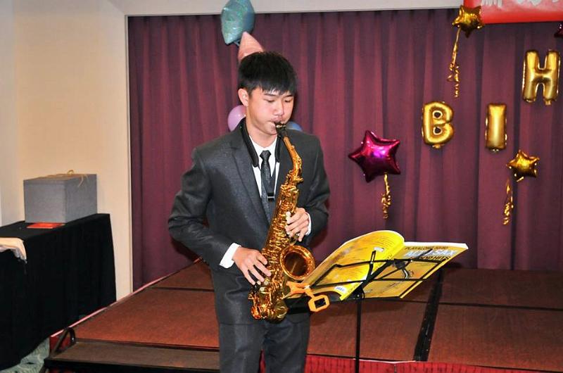 153.jpg - Jan 09, 2016 老師榮退暨70大壽生日 (台中)-126