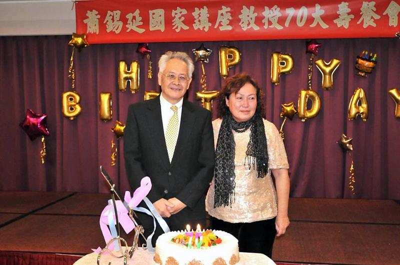 154.jpg - Jan 09, 2016 老師榮退暨70大壽生日 (台中)-127