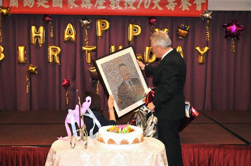 163.jpg - Jan 09, 2016 老師榮退暨70大壽生日 (台中)-134