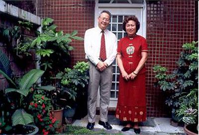 2000 (21).jpg - 老師家居生活之一