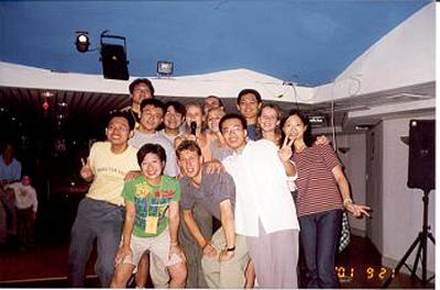 2001 (14).jpg - Sep-16~24-2001-世華會武漢東湖遊之一