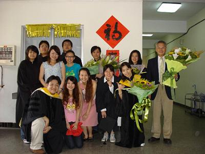 2005 (19).jpg - Jun 11, 2005--畢業典禮之十