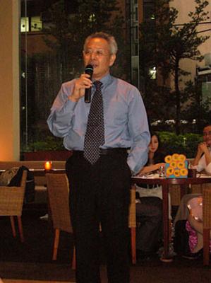 2007 (14).jpg - Jun 15, 2007--謝師宴之二