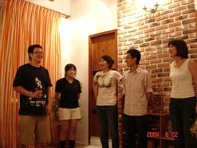 2007 (29).jpg - Jun 22, 2007--迎新送舊之五(老師家)