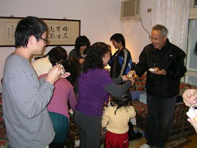 2008 (12).jpg - Jan 5, 2008-- 老師慶生會之十二(老師家)