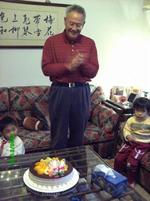 2008 (15).jpg - Jan 5, 2008-- 老師慶生會之十五(老師家)