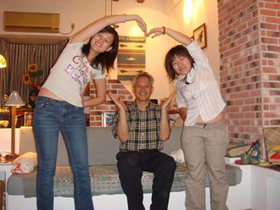 2008 (16).jpg - Jun 17, 2008-- 迎新送舊之一(老師家)