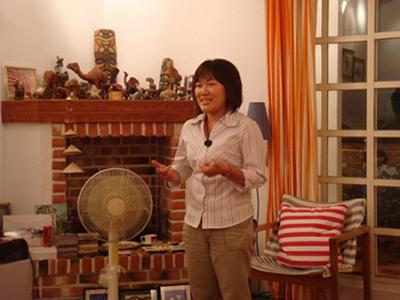 2008 (18).jpg - Jun 17, 2008-- 迎新送舊之三(老師家)